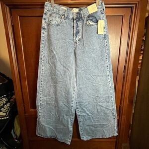 Universal Thread Light Blue Flare & Wide Leg Jeans